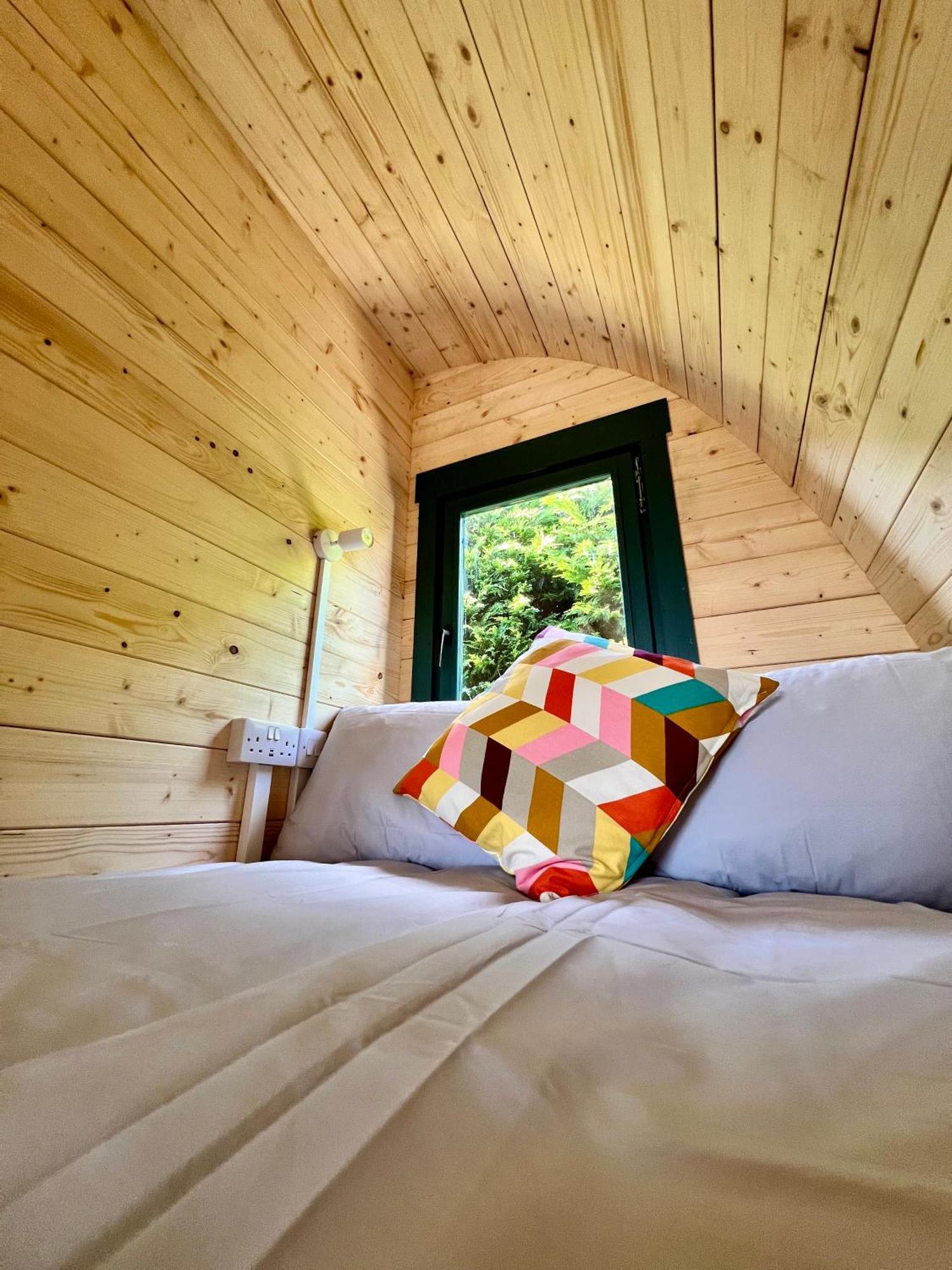 Apartament Radio Skye Pods Portree Zewnętrze zdjęcie